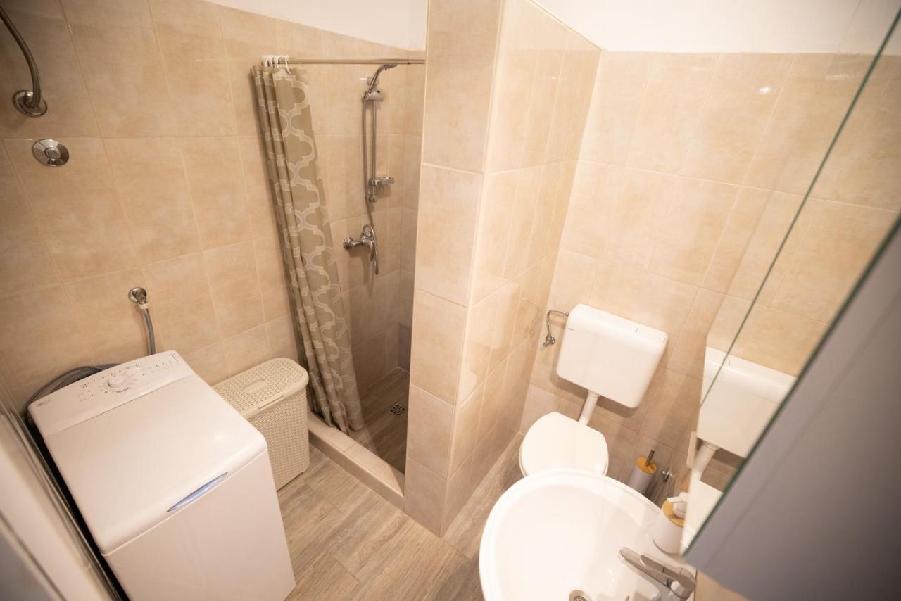 Gof Apartment Zadar Bagian luar foto