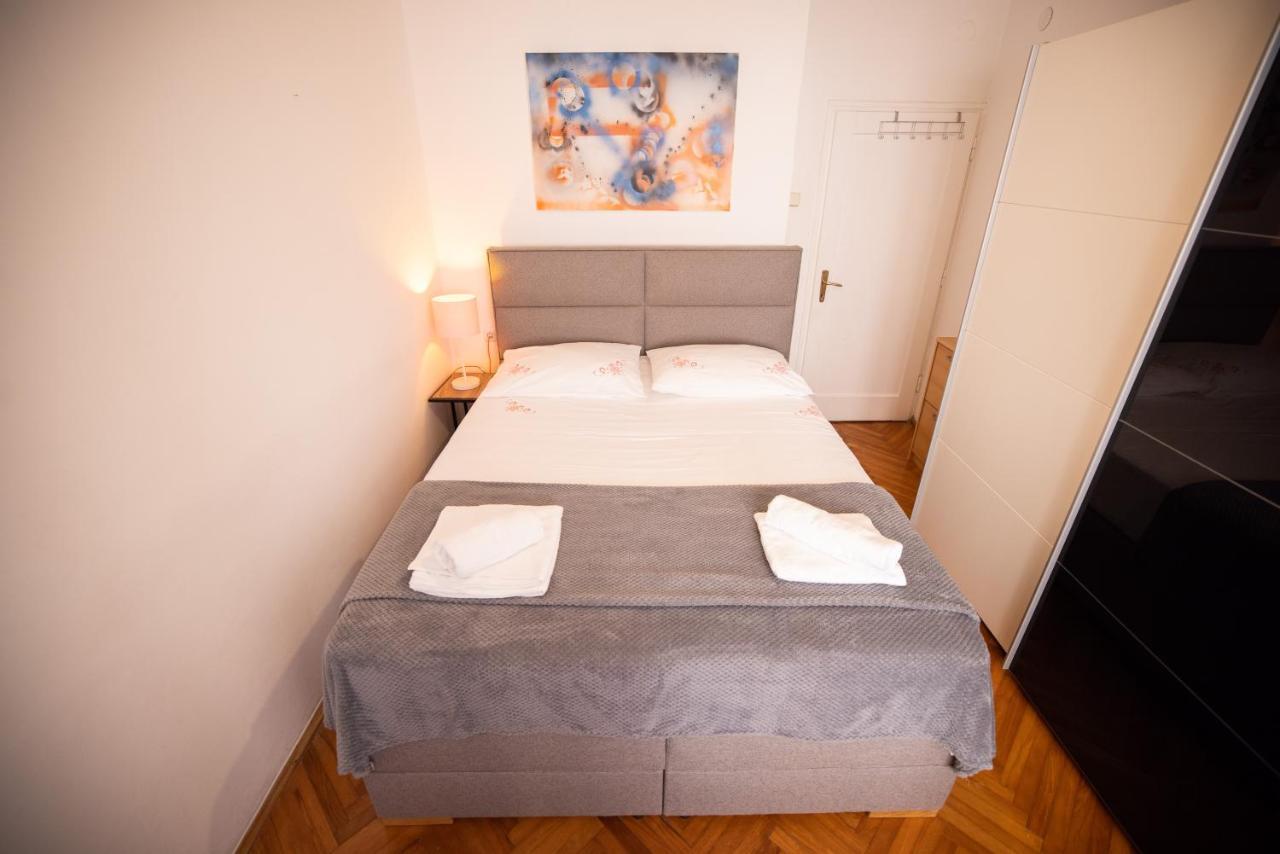 Gof Apartment Zadar Bagian luar foto